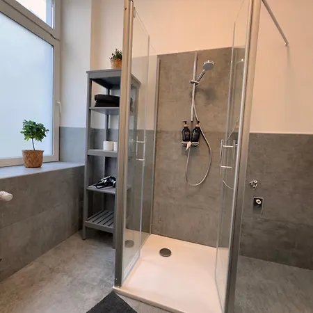 アパート Im Zentrum Mit Parkplatz & Neuem Badezimmer