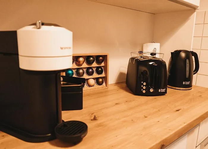 Апартаменты Im Zentrum Mit Parkplatz & Neuem Badezimmer *